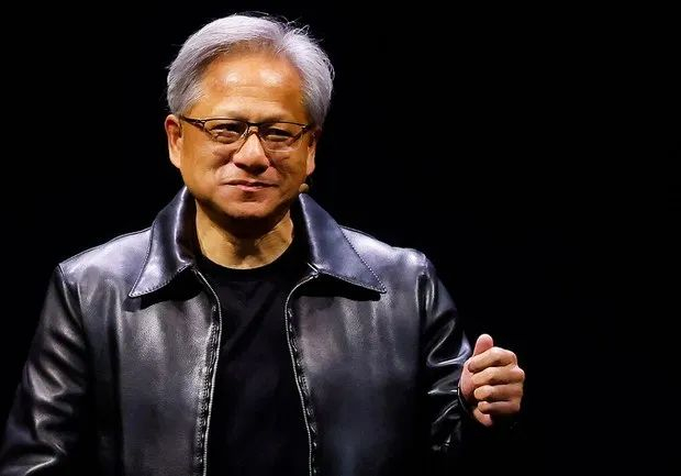 黄仁勋最新万字专访：我想分享一些我从未向外界透露过的经历，甚至我的家人也未必知晓|科技人物|克里森|移动支付|模型|英伟达_新浪财经_新浪新闻