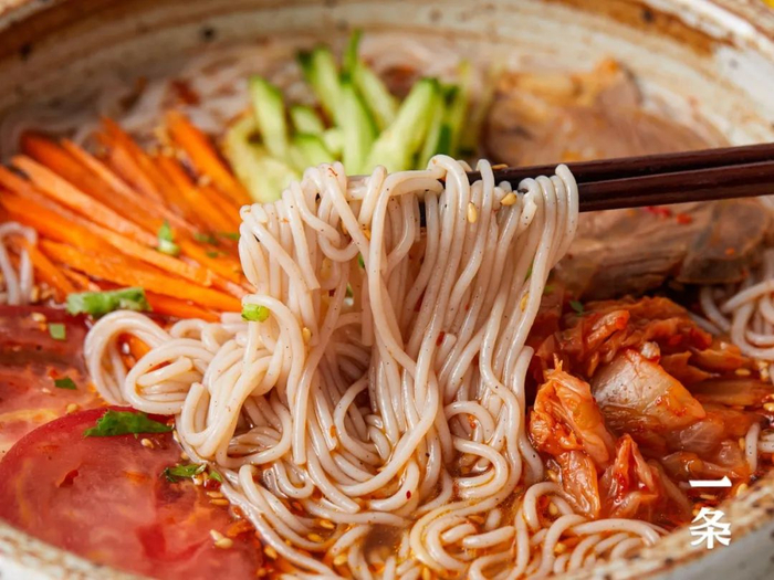 正宗朝鲜族冷面,q弹劲道,酸甜清爽,10分钟就能搞定|面条|冷面|朝鲜族