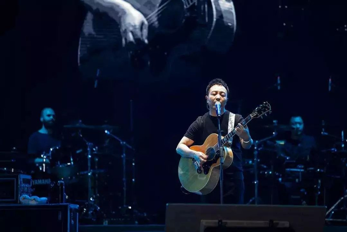 他的歌,我永远都听不腻|许巍_新浪新闻