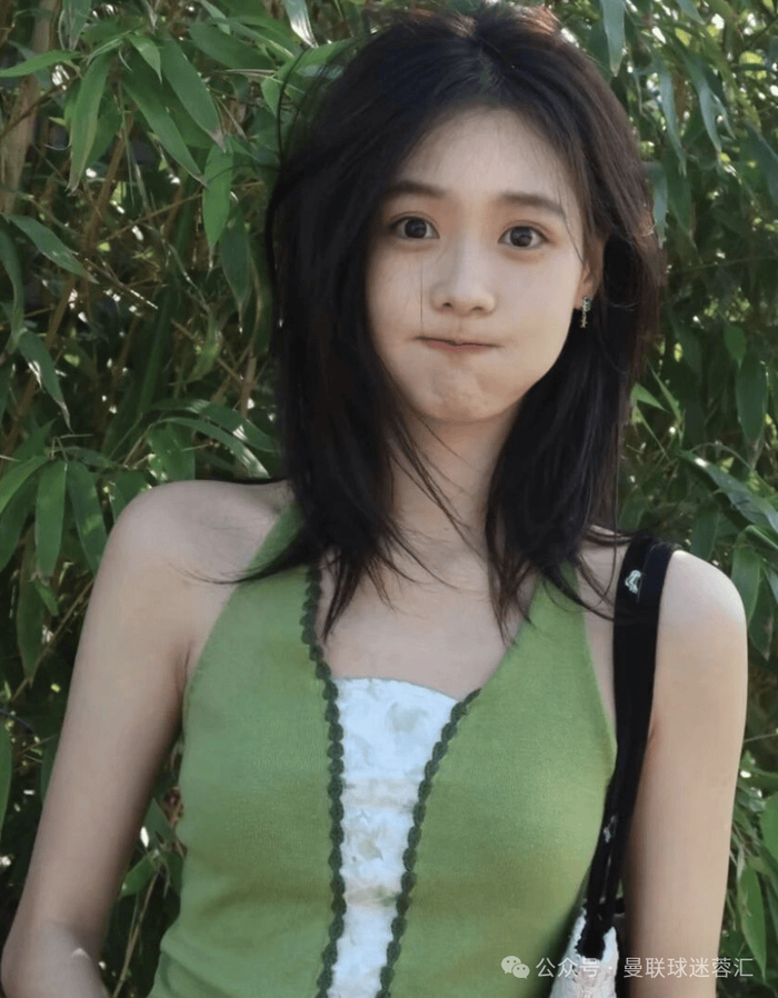 00后重庆美女张昕懿,成都理工大学表演专业,还有这专业?