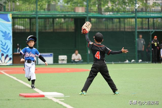 大连青少年棒球赛春季赛挥棒开赛