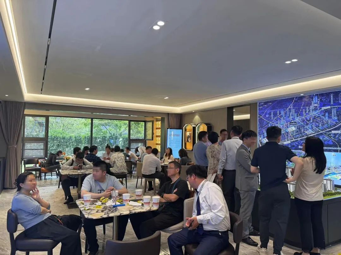 南京保利招商文璟和颂现场。