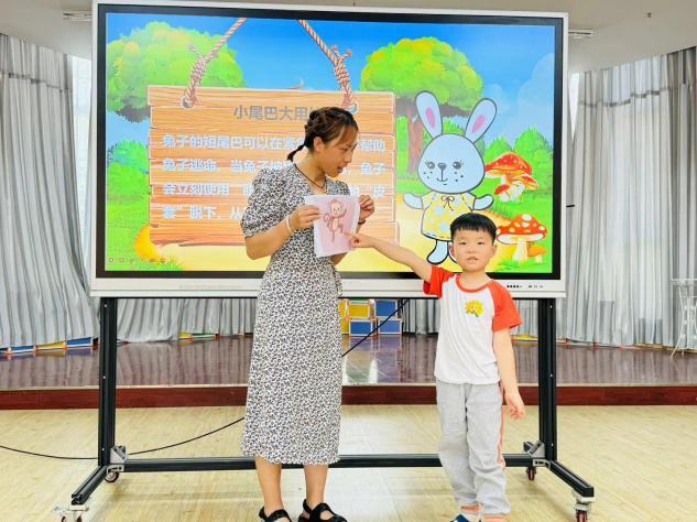 灞桥区狄寨街道中心幼儿园家长进课堂活动