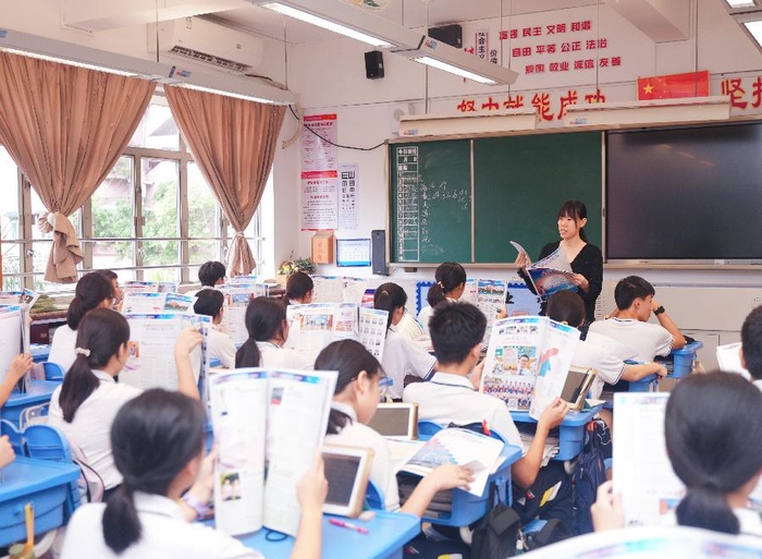 《阳光中考》特刊公益赠阅进校园,收获好评满满!