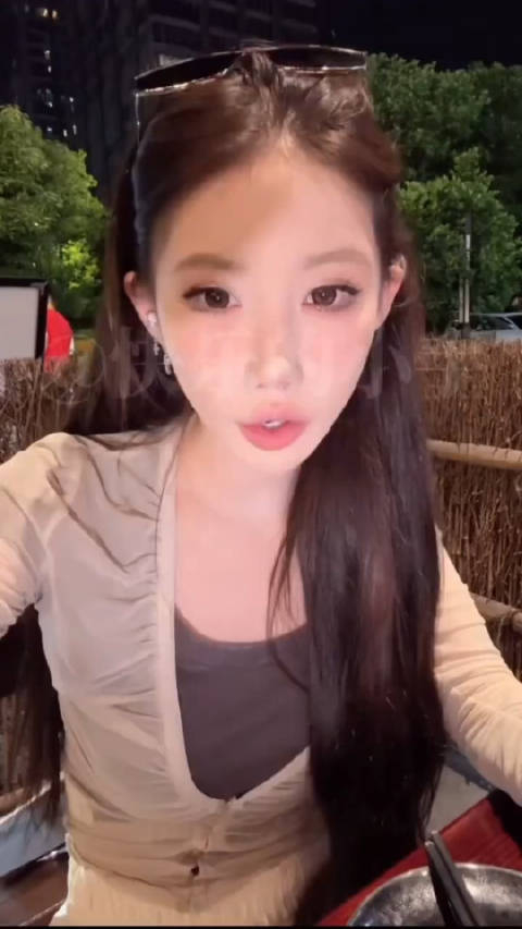 薛小婉给老公任权甩人,薛小婉:我想我老公了,你们我老公点点关注吧