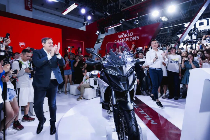 ok!潮周报 | 夏日时髦新品狠狠治好了我的"偷感"