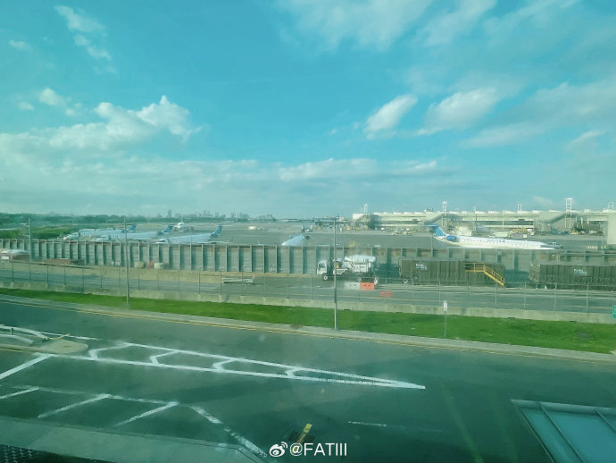 想坐crj200/700/900以及erj140/145系列,还是得来美国方便