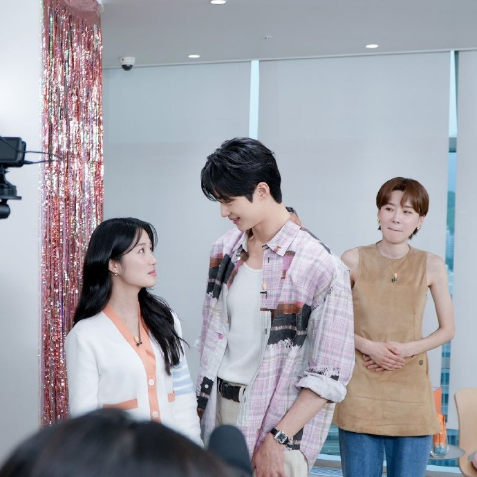 张度妍演我哈哈哈哈哈哈嗑死了