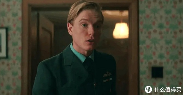 有一部战斗力爆棚的电影上映了!