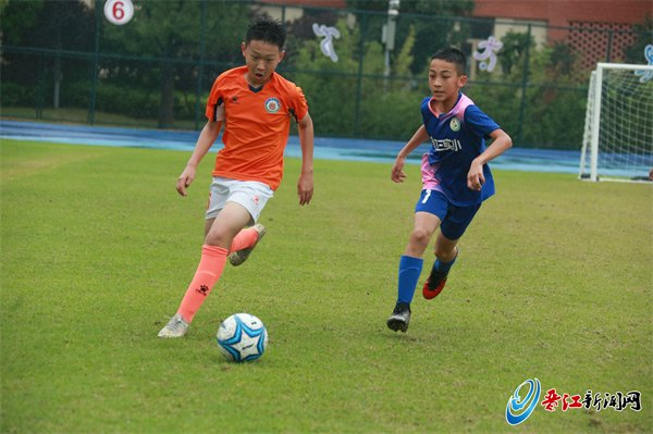 晋江市小学生足球联赛 心养小学包揽男女组冠军