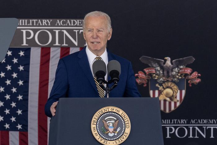  On May 25 local time, Biden delivered a speech at the graduation ceremony of the United States Military Academy at West Point Source: Visual China