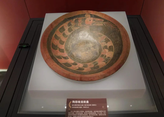 来中国考古博物馆,"寻龙"!