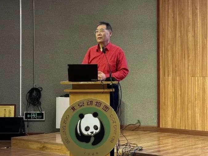 图书主编,北京动物园副园长张成林分享图书创作历程司马小萌分享活动