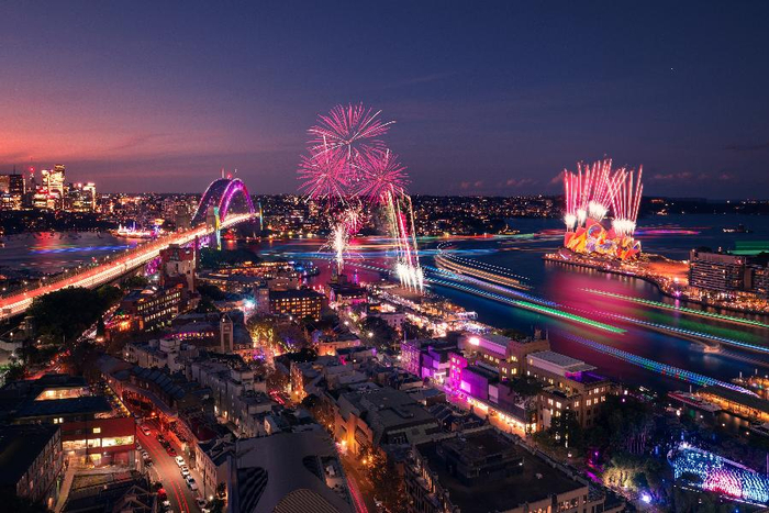 流光溢彩,熠熠生辉!2024缤纷悉尼灯光音乐节点亮悉尼港