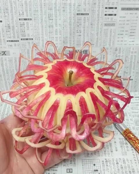 苹果艺术 苹果竟然能雕刻成这样?