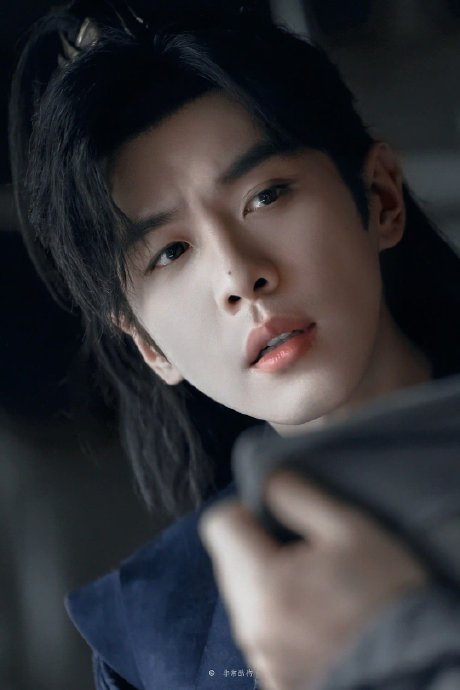 天不生我张若昀