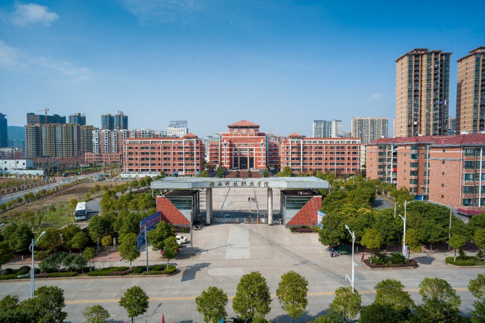 赣西科技职业学院欢迎您|赣西科技职业学院|学校|江西省_新浪新闻