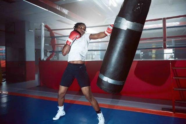 耐克|拳击|奥运_新浪新闻