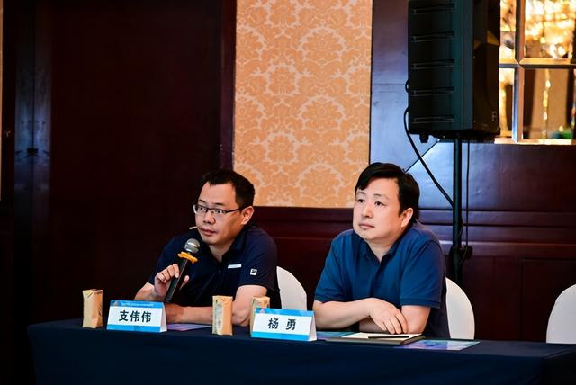 西安市人民医院支伟伟教授,宝鸡市中医医院杨智教授,渭南市中心医院