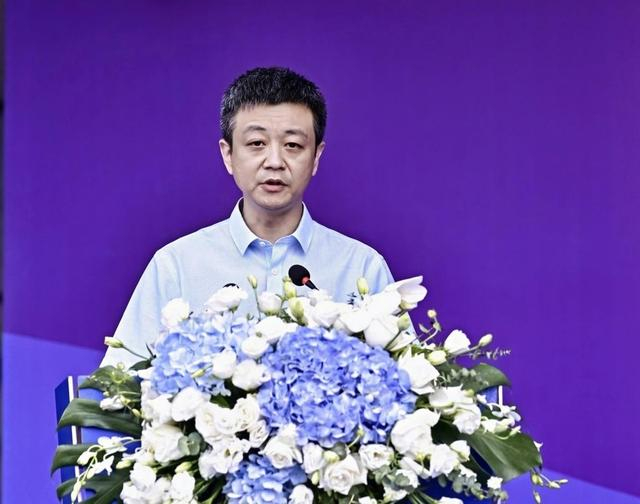 西安启迪儿童医院书记,创始院长王力平首先代表启迪儿童医院,对各级