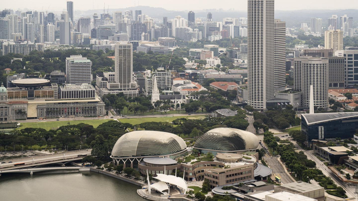 中国房地产政策"史诗级"巨变,全面学习新加坡模式可行吗?