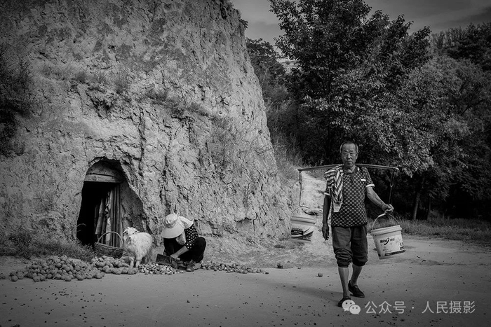 签约摄影师联谊赛温情感动一座城