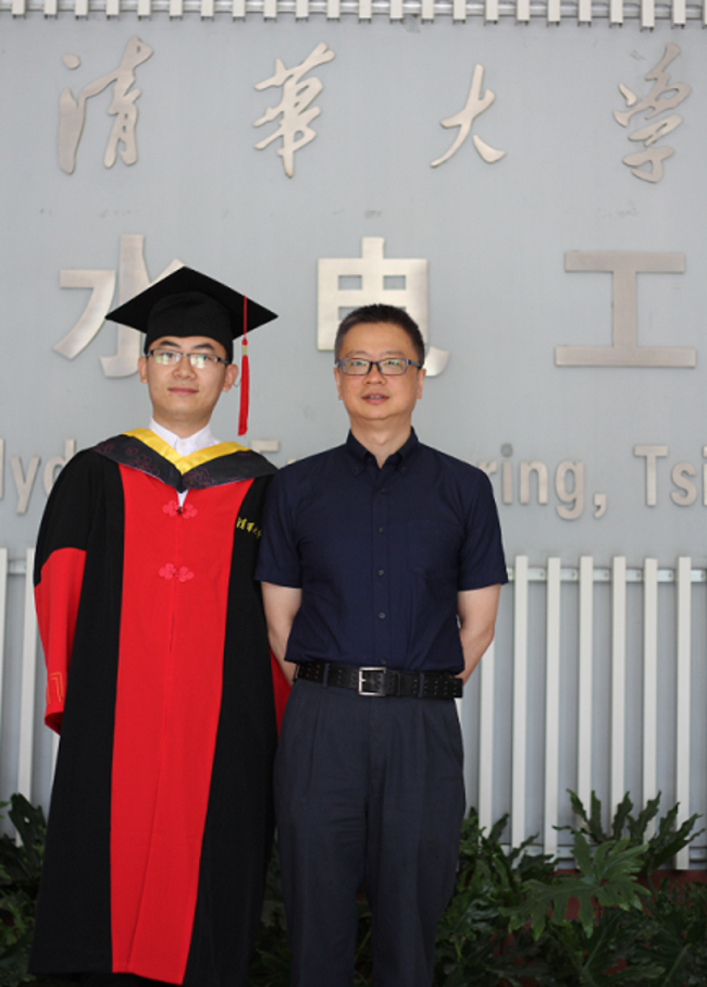 清华博士拿出"混凝土戒指"求婚!网友:顶级浪漫……|清华大学_新浪新闻