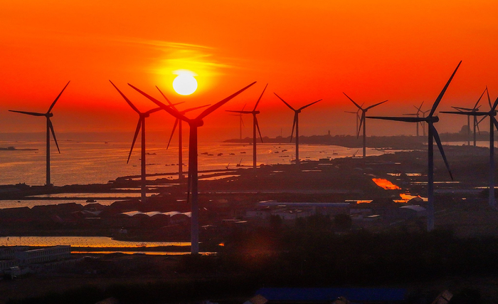 山东荣成:绿色风电赋能"海上田园"|海上田园|荣成|石岛管理区_新浪