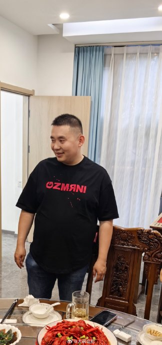 吃饭偶遇蚌埠罗胖子龙虾创始人,吃到了今年最好吃的龙虾