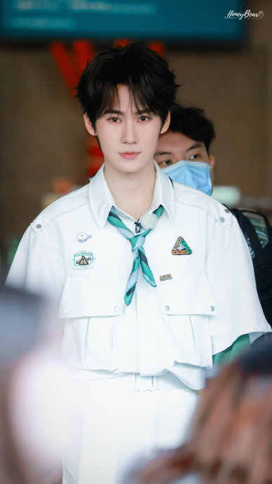 张真源带你一起漫步辽宁省博物馆 周五晚奔跑吧播出,期待张真源!