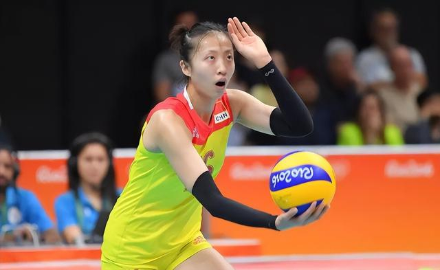 中国女排变天!奥运冠军正式离队,蔡斌遗憾