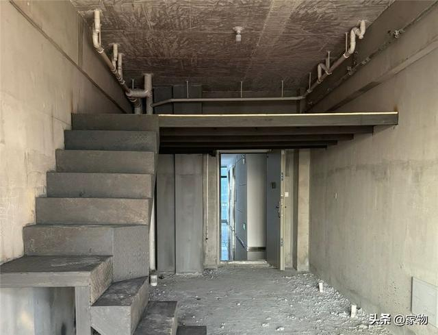 为何大多loft层高不超过4米5?内行人:里面的弯弯绕绕可太多了