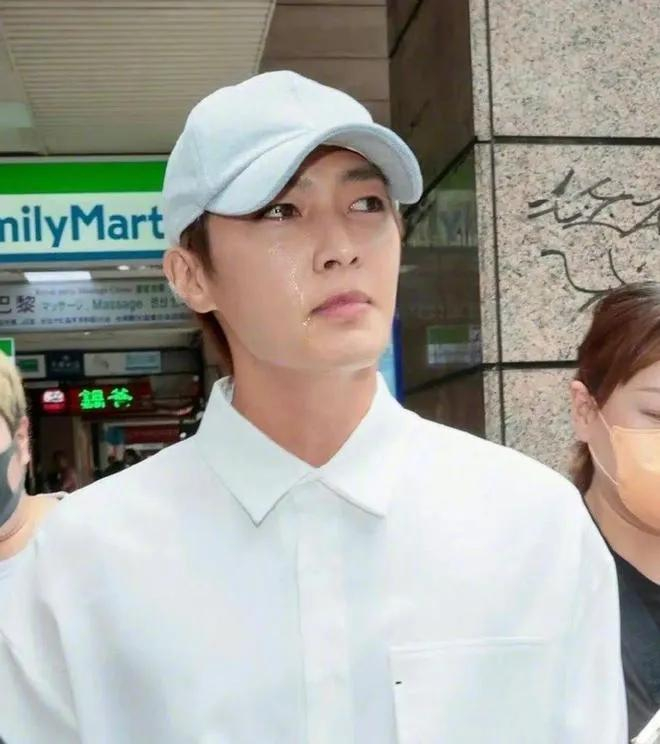 救命,她俩是怎么谈上的?