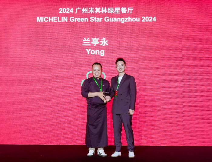 新晋一星餐厅"屿"位于黄埔区,主打闽菜口味,厨师团队与他们的食材一样