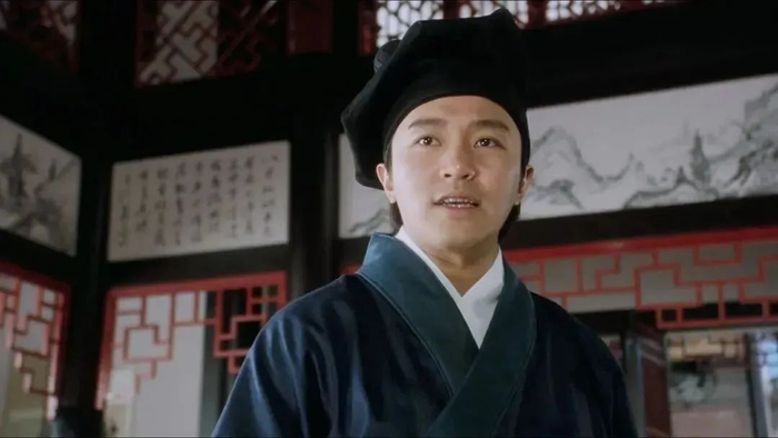 周星驰电影剧照对于业内人士和观众来说,"喜剧之王"周星驰入局短剧,将