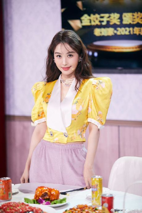 欢迎@李菲儿love 做客「给我5分钟的时间」 李菲儿很感谢