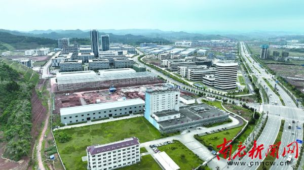 顺庆:活力新城 日新月异