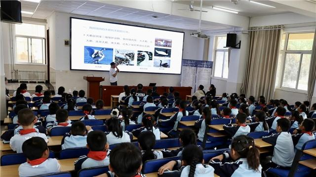 2024凤凰网"寻梦计划" 助力乡村少年勇敢追梦