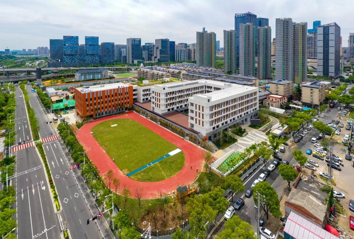 南京市|开学|金陵中学_新浪新闻