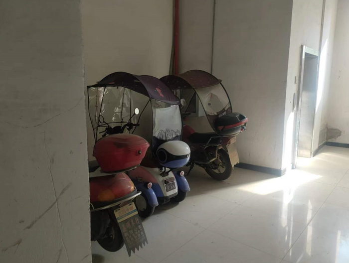 涉及咸宁多个小区.