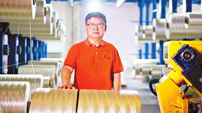 新疆隆炬新材料有限公司常务副总经理张永明。（均为受访者供图）