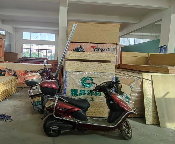 隐患单位清华城小区(湖北尚宜物业服务有限责任公司)地址:湖北省咸宁