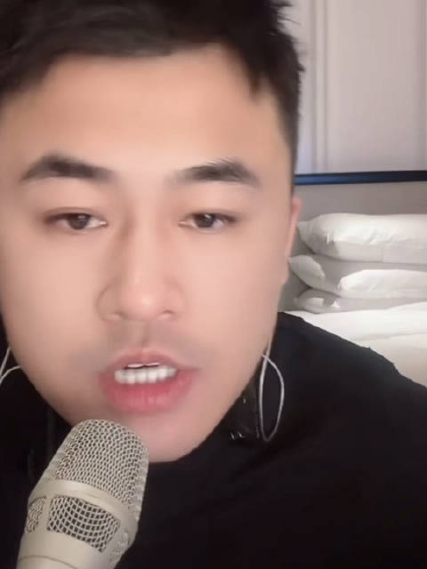 大哥给你面子你咋进来屋的心里有数人家出行有助理保镖我第一次进去都