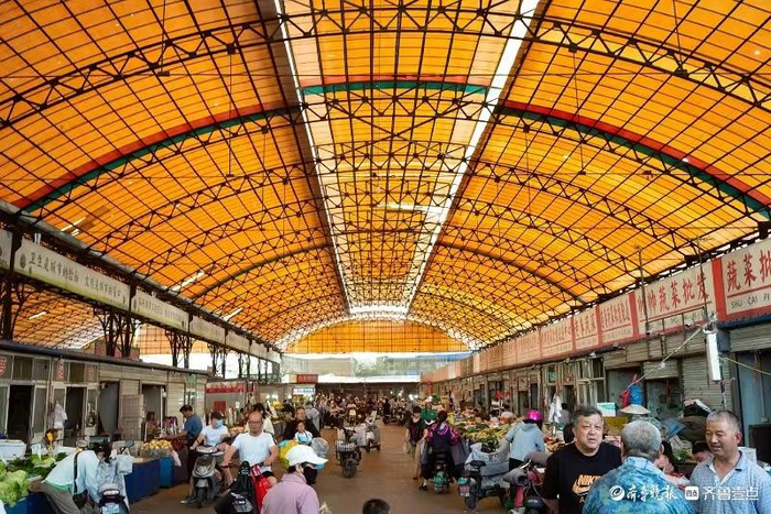 今视角|济南八里桥蔬菜便民市场