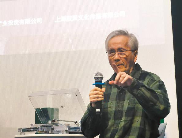 金复载讲座现场"难得有一部动画片是让孩子们哭的,那就是美影厂出品的