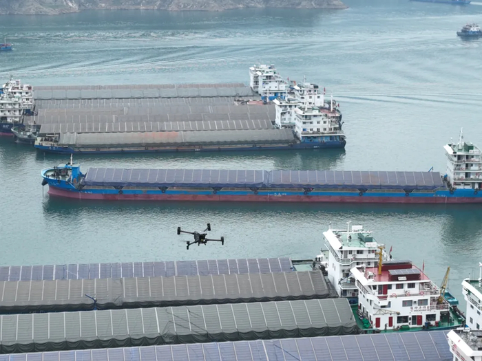 图为探索无人机查验吃水模式。三峡集团供图