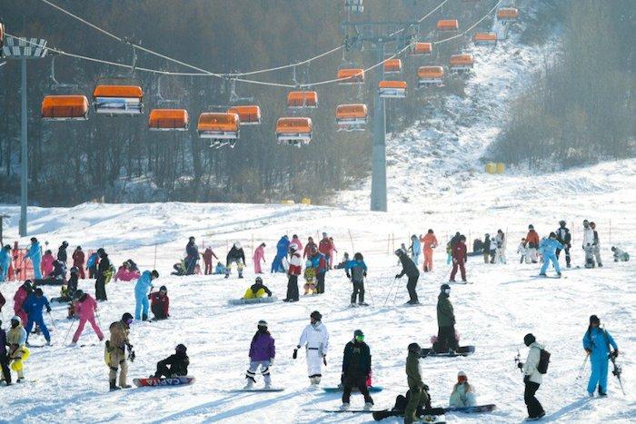 吉林花样盘活冷资源让滑雪场淡季不淡