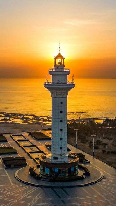 走,去日照! 阳光海岸,活力日照 一个镶嵌在黄海之畔的滨海美城