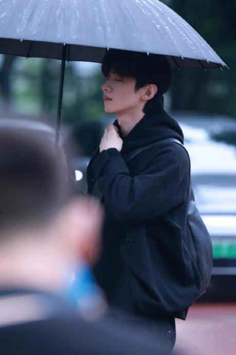 白敬亭丨一组生图直出无修的桑延 破碎的美丽的