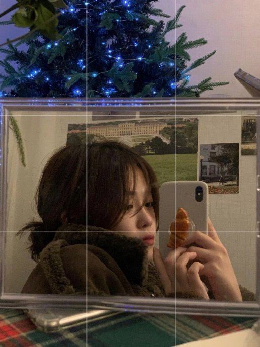 9个超好拍的氛围感自拍姿势